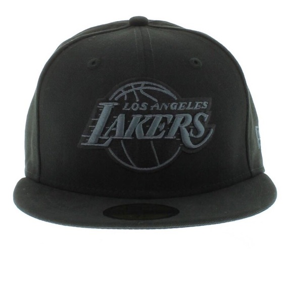black and white lakers hat
